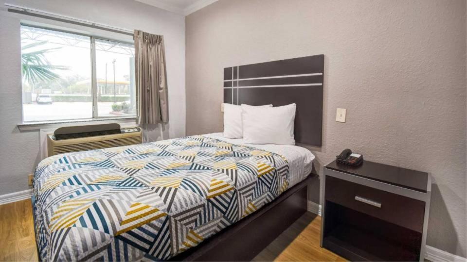 Motel 6 Humble, Tx - Houston International Airport المظهر الخارجي الصورة