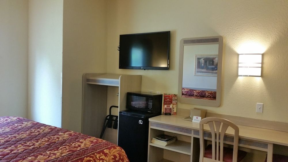 Motel 6 Humble, Tx - Houston International Airport المظهر الخارجي الصورة